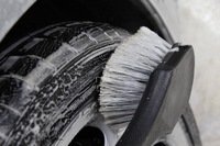 Как правильно ухаживать за автомобильными шинами?